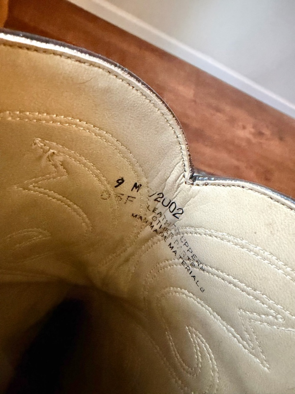 Justin Boots Rust Suede Western Boots - Picture 3 of 3